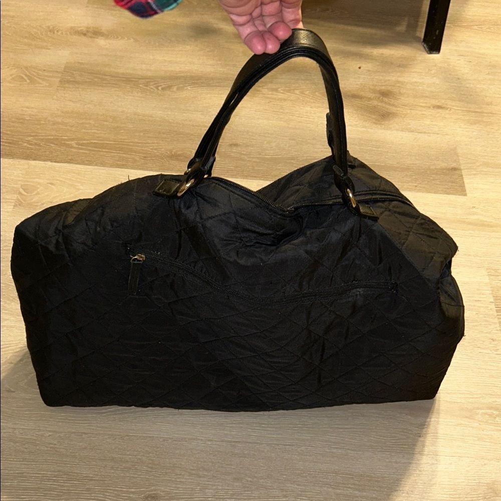 Black Quilted Lightweight Duffle Bag - Picture 8 of 8